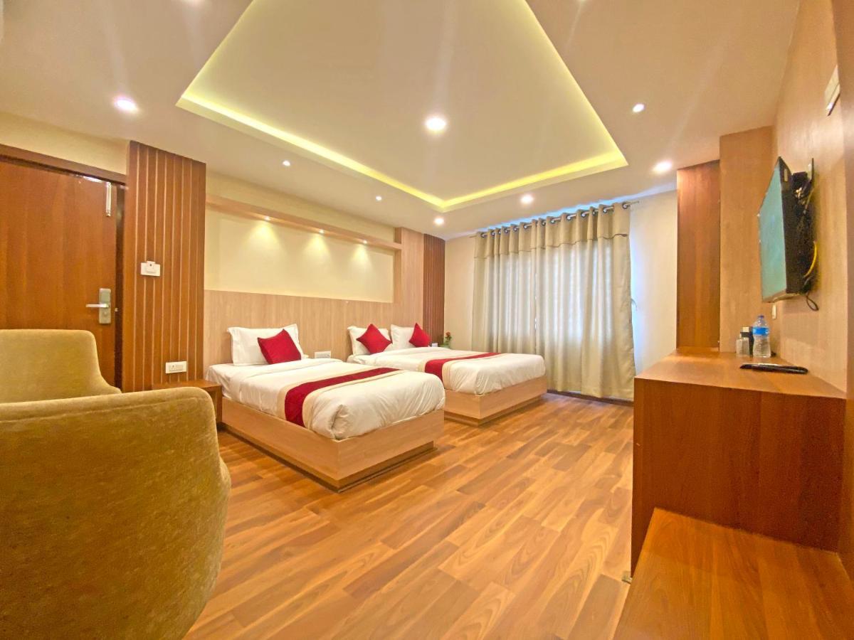 Hotel Nilakantha Pvt. Ltd กาฐมาณฑุ ภายนอก รูปภาพ